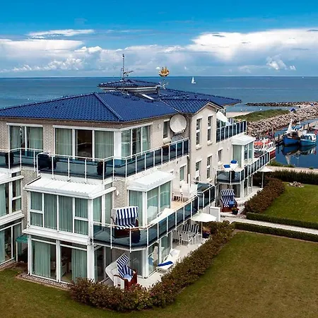 Strandresidenz_kuehlungsborn_ * Kuehlungsborn